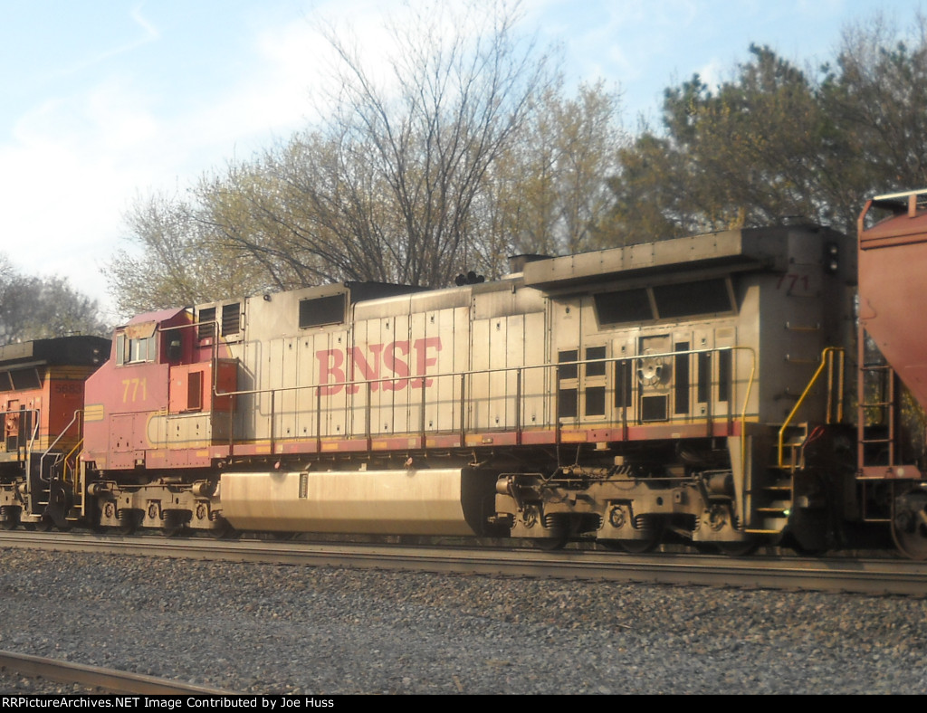 BNSF 771